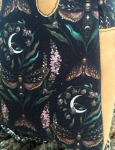 Load image into Gallery viewer, Luna- Golden Moths