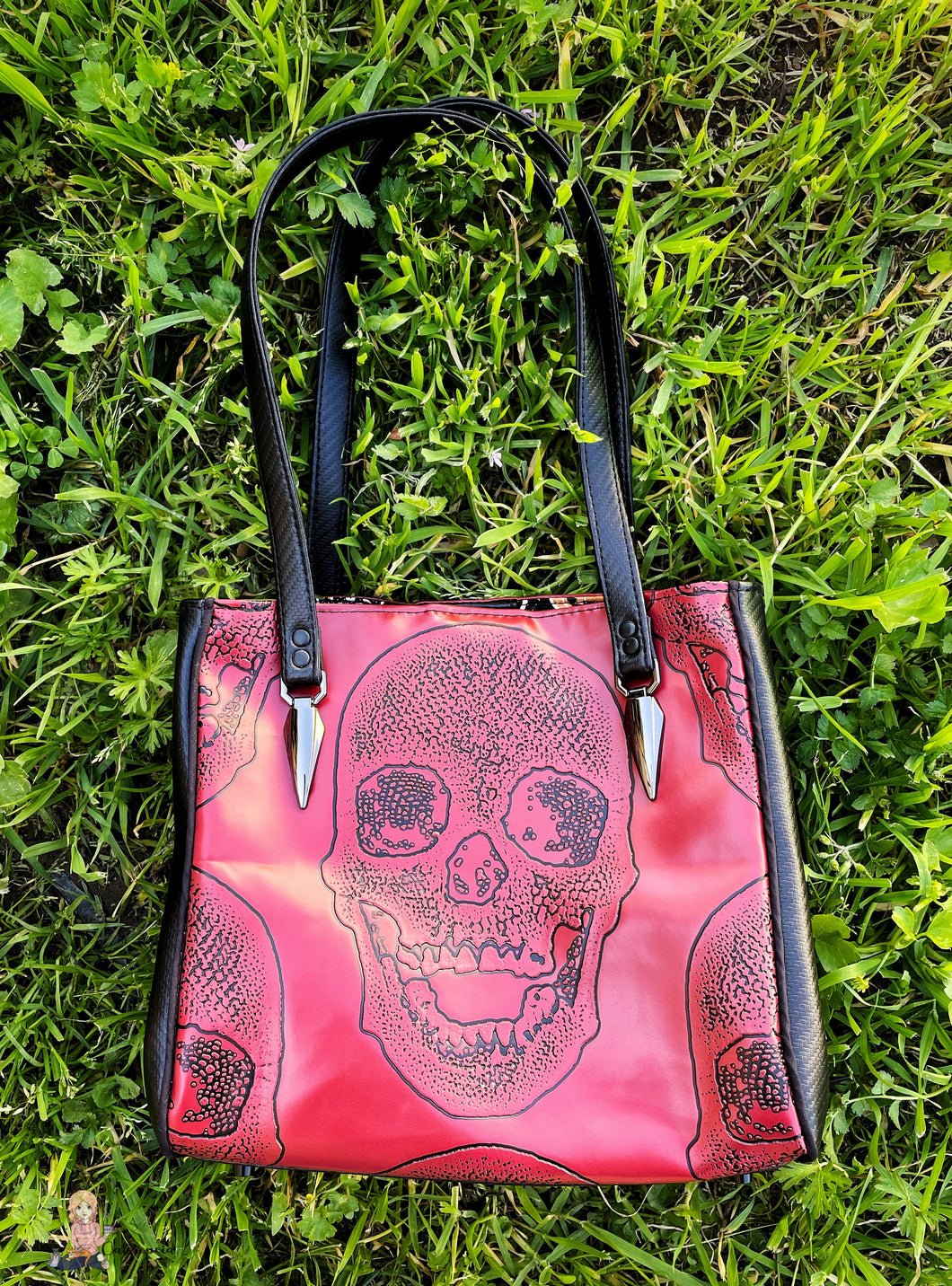 Skull and Spike Charlotte